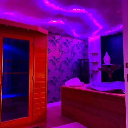 Love Jacuzzi Sauna